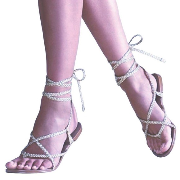 Colin Stuart Braided Gladiator Ankle‎ Wrap Sandals 5 Silver VS - Picture 9 of 9